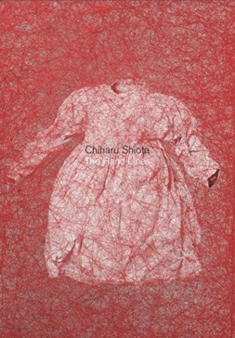 Chiharu-Shiota-The-Hand-Lines